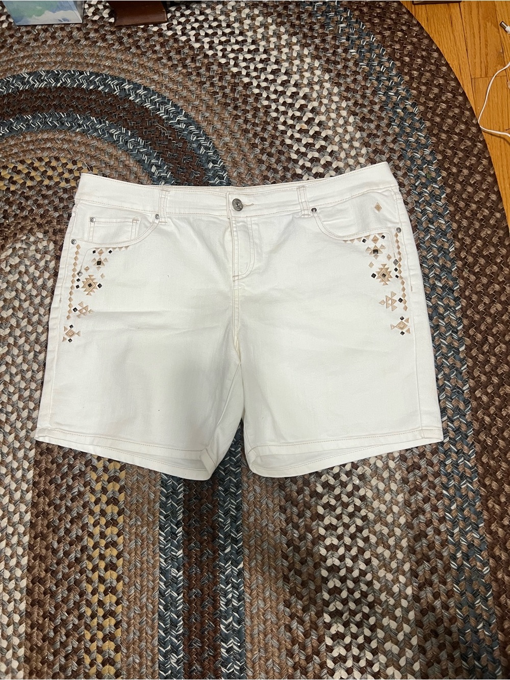 INC International Concepts White Denim Shorts with Embroidered Accent